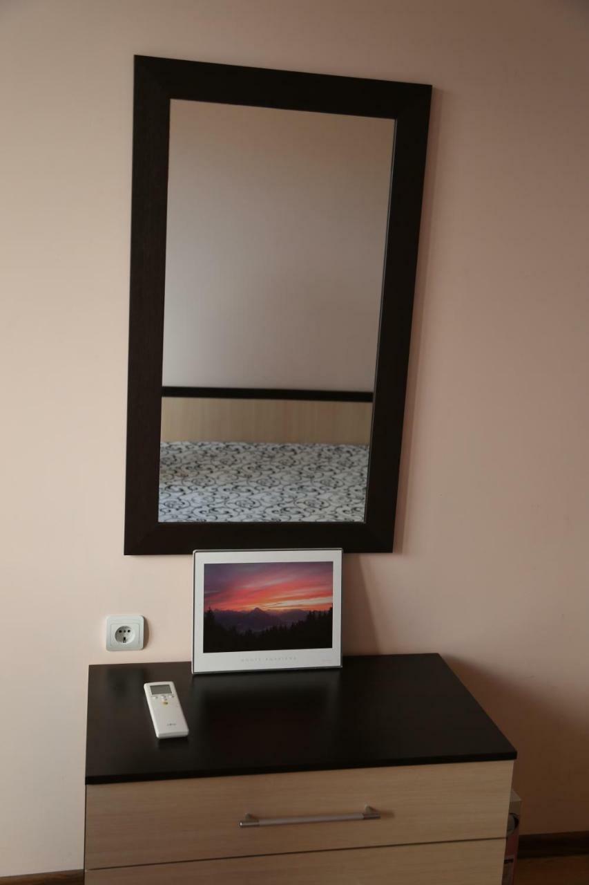 Apartment Lozengrad พลอฟดิฟ ภายนอก รูปภาพ