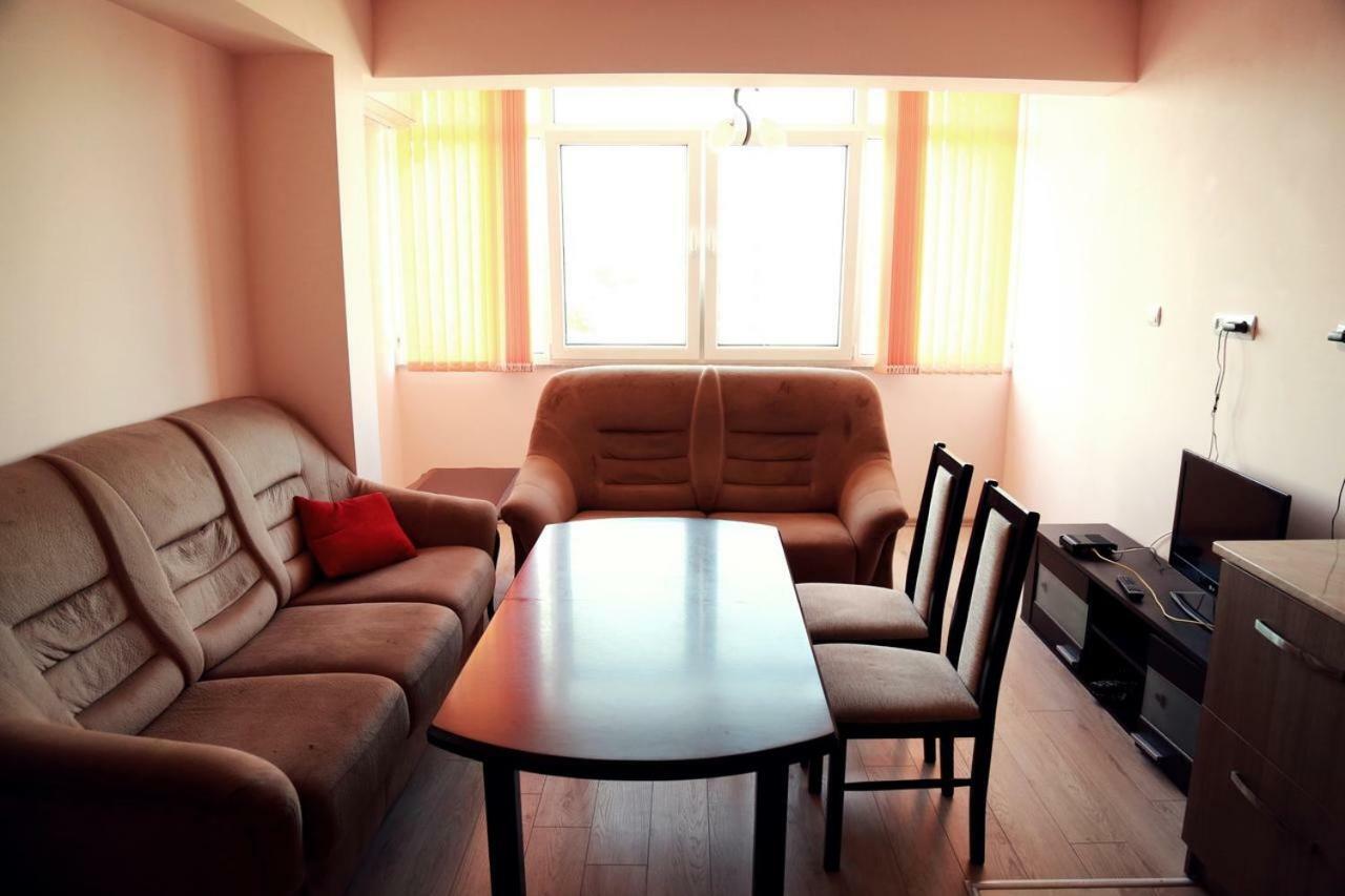 Apartment Lozengrad พลอฟดิฟ ภายนอก รูปภาพ