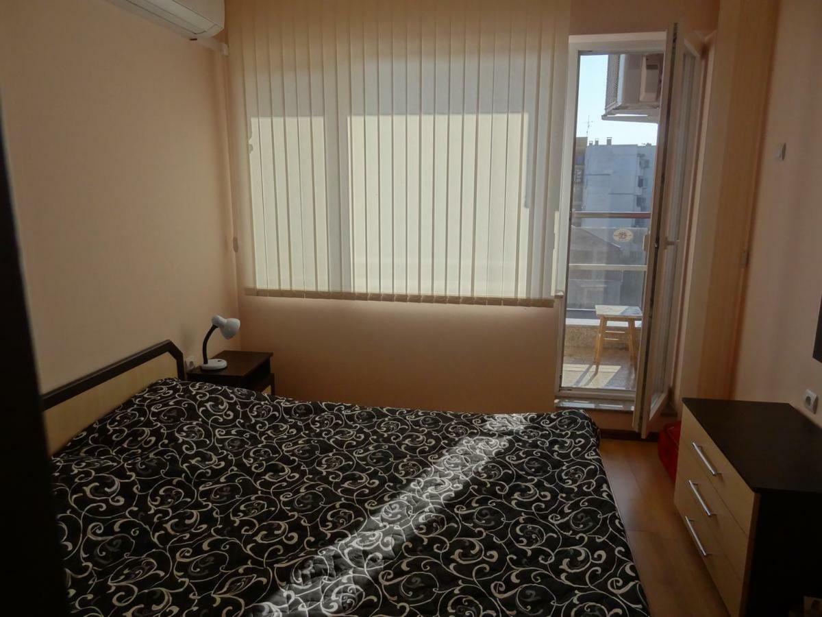 Apartment Lozengrad พลอฟดิฟ ภายนอก รูปภาพ